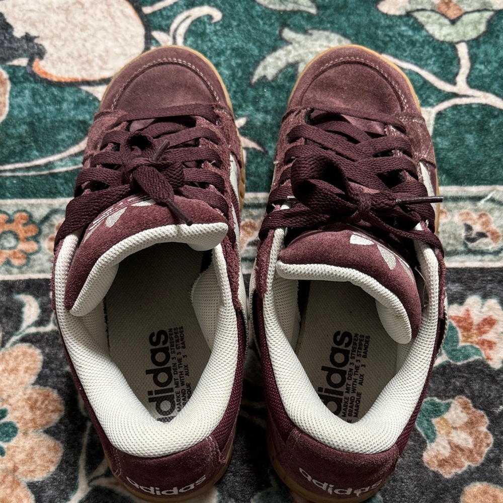 Adidas purple plum limited $$$ Sneakers with White Accents Mens 8 womens 9.5 - Picture 6 of 7